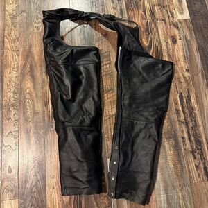 First Manufacturing Co FMC Size 3X Chaps Leather Pants Motorcycle Zip Up Legs.